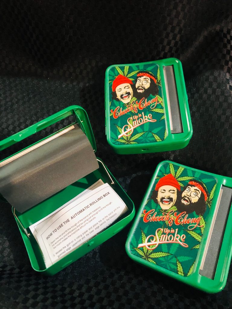 Cheech and Chong cigarette rolling case Bongz Australia
