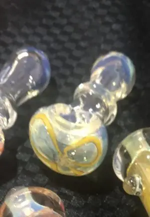 Coloured fumed single ring hand blown glass pipe 8cm