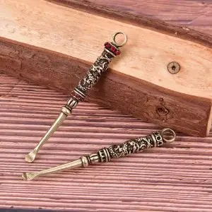 Metal snuff spoon brass dragon